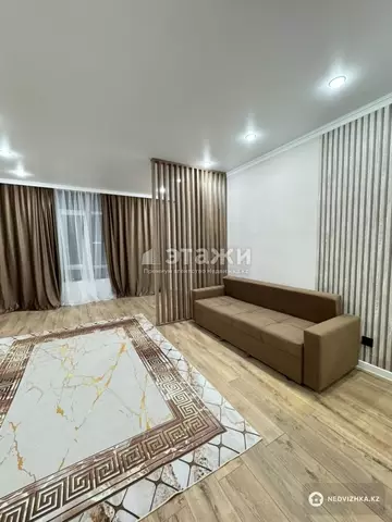 1-комнатная квартира, этаж 8 из 10, 33 м²