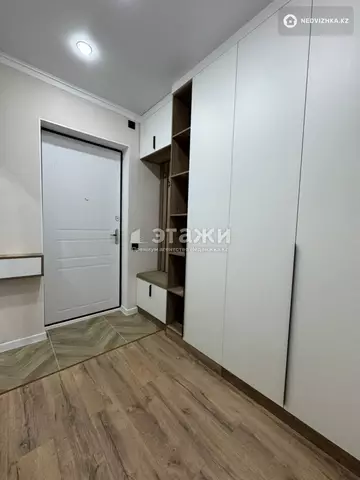 1-комнатная квартира, этаж 8 из 10, 33 м²