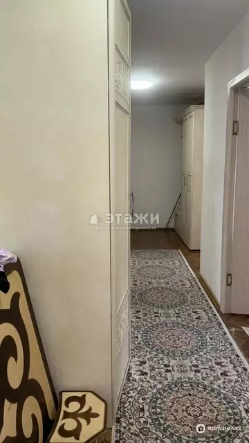 2-комнатная квартира, этаж 2 из 5, 58 м²