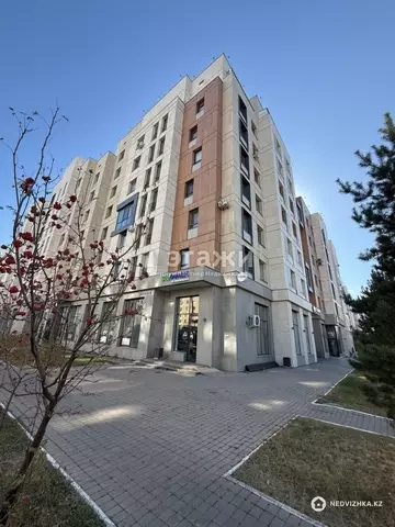 3-комнатная квартира, этаж 3 из 8, 76 м²