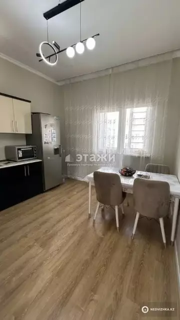 2-комнатная квартира, этаж 7 из 8, 60 м²