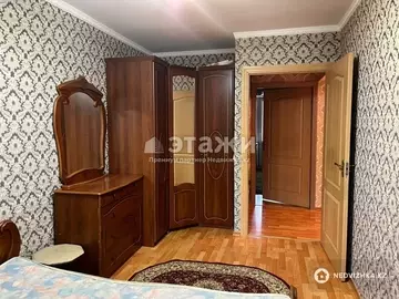 3-комнатная квартира, этаж 4 из 10, 72 м²