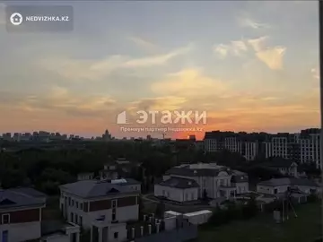 4-комнатная квартира, этаж 7 из 16, 137 м²