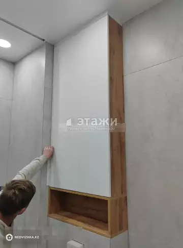 2-комнатная квартира, этаж 5 из 10, 60 м²