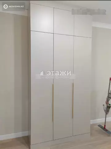 2-комнатная квартира, этаж 5 из 10, 60 м²