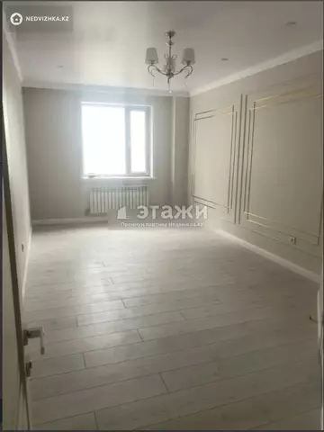2-комнатная квартира, этаж 8 из 13, 77 м²