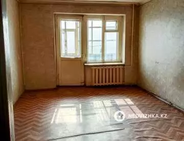 3-комнатная квартира, этаж 2 из 5, 60 м²