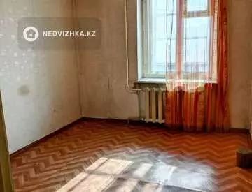 3-комнатная квартира, этаж 2 из 5, 60 м²
