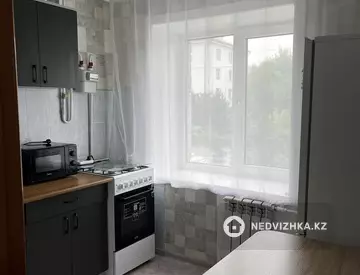 1-комнатная квартира, этаж 2 из 4, 32 м²