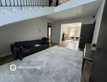 5-комнатный дом, 15 соток, 380 м², на длительный срок