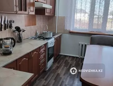11-комнатный дом, 13 соток, 540 м²