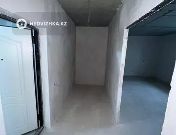 2-комнатная квартира, этаж 3 из 10, 51 м²
