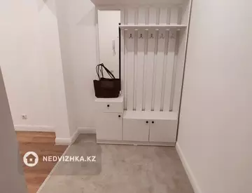 1-комнатная квартира, этаж 5 из 5, 48 м², на длительный срок