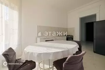 5-комнатный дом, 5 соток, 250 м², на длительный срок