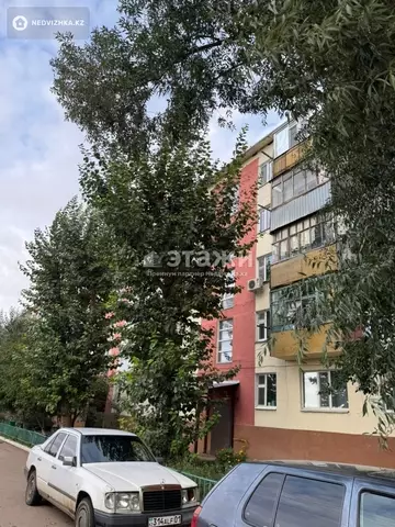 2-комнатная квартира, этаж 5 из 5, 42 м²