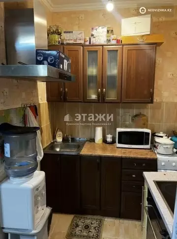 2-комнатная квартира, этаж 6 из 6, 48 м²