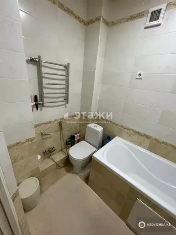 3-комнатная квартира, этаж 8 из 10, 82 м²