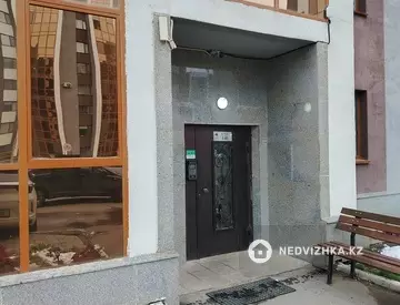 1-комнатная квартира, этаж 3 из 9, 29 м²