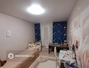 2-комнатная квартира, этаж 9 из 9, 78 м²