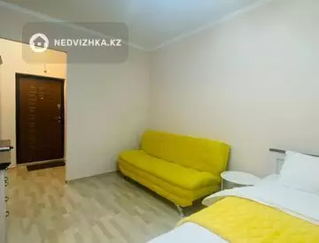 1-комнатная квартира, этаж 5 из 12, 40 м², по часам