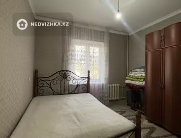 3-комнатная квартира, этаж 3 из 5, 62 м²