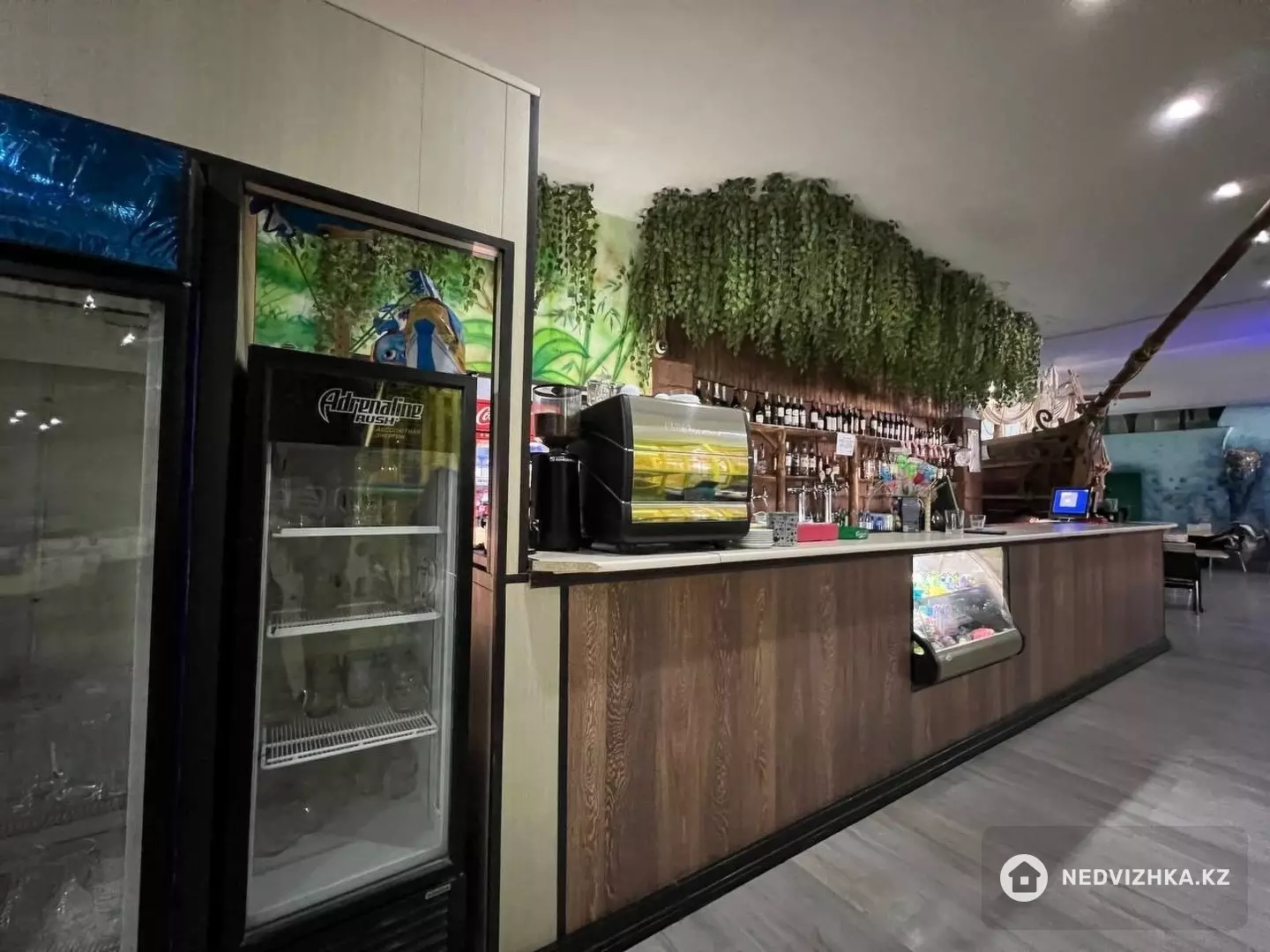 3715 м², Здание, 3 этажа, 3 715 м², изображение - 7