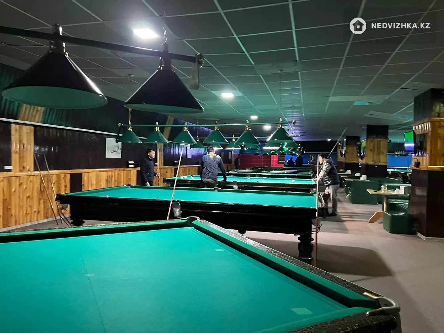 3715 м², Здание, 3 этажа, 3 715 м², изображение - 3