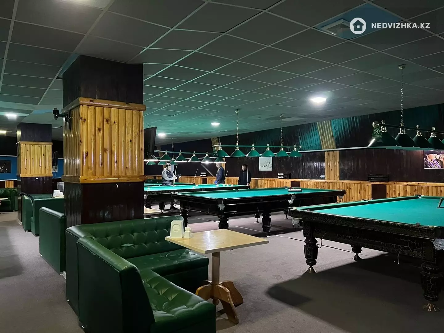 3715 м², Здание, 3 этажа, 3 715 м², изображение - 2