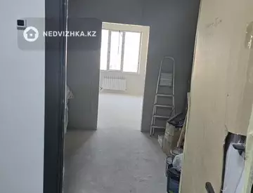 1-комнатная квартира, этаж 9 из 9, 39 м²