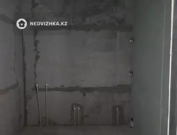 1-комнатная квартира, этаж 9 из 9, 39 м²