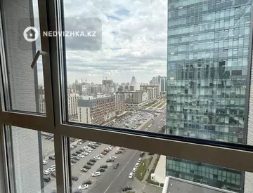 3-комнатная квартира, этаж 14 из 18, 102 м²