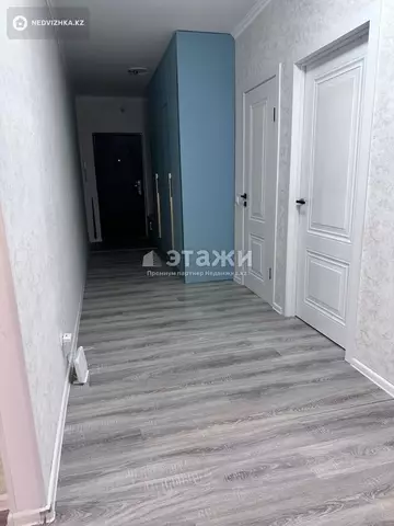 3-комнатная квартира, этаж 4 из 7, 80 м²