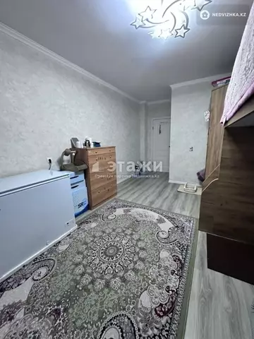 3-комнатная квартира, этаж 4 из 7, 80 м²