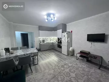 3-комнатная квартира, этаж 4 из 7, 80 м²