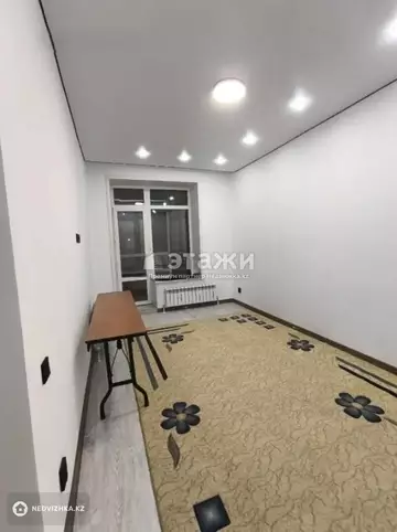 2-комнатная квартира, этаж 9 из 10, 60 м²