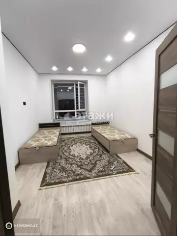 2-комнатная квартира, этаж 9 из 10, 60 м²