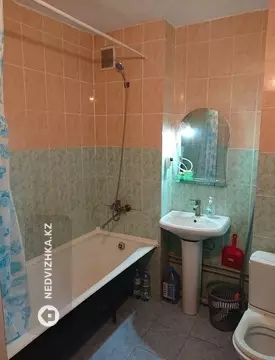 2-комнатная квартира, этаж 4 из 4, 59 м²