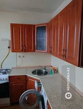 2-комнатная квартира, этаж 4 из 4, 59 м²