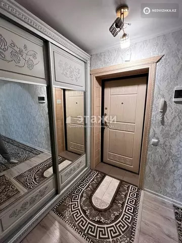 2-комнатная квартира, этаж 7 из 10, 64 м²