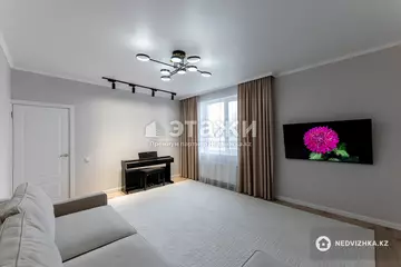 4-комнатная квартира, этаж 5 из 7, 102 м²