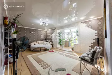 3-комнатная квартира, этаж 6 из 9, 121 м²