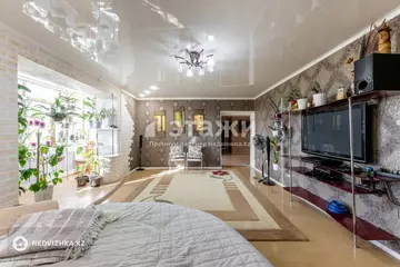 3-комнатная квартира, этаж 6 из 9, 121 м²