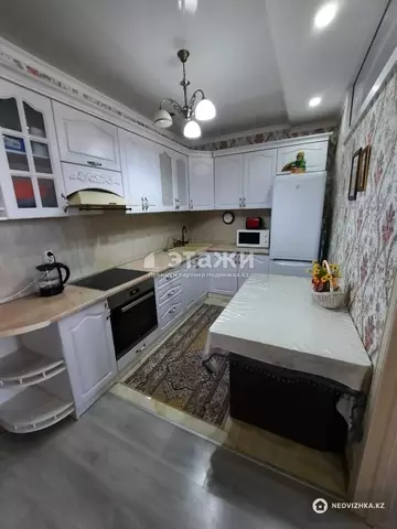 2-комнатная квартира, этаж 2 из 9, 56 м²