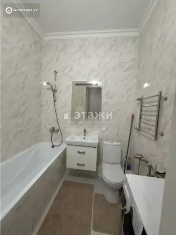 1-комнатная квартира, этаж 3 из 9, 42 м²