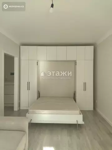 1-комнатная квартира, этаж 2 из 10, 45 м²