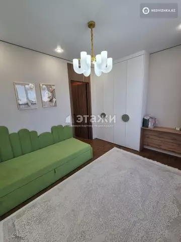 3-комнатная квартира, этаж 21 из 23, 107 м²