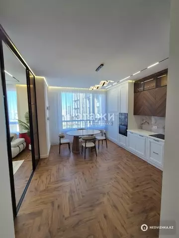 3-комнатная квартира, этаж 21 из 23, 107 м²