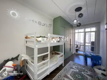 3-комнатная квартира, этаж 6 из 12, 83 м²