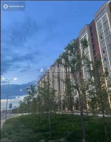 2-комнатная квартира, этаж 8 из 12, 57 м²