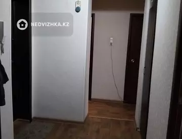 2-комнатная квартира, этаж 3 из 3, 50 м², на длительный срок